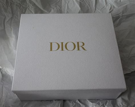 dior inpakpapier|dior gift box wrapping.